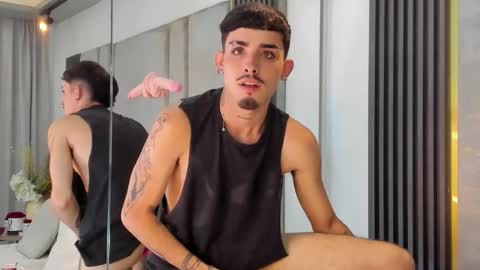 Snapshot of nikostone chatting on 11/08/25, 06:24 Niko Stone online show from 11/08/25, 06:24