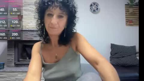 nikol online show from 10/23/25, 02:38