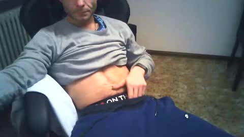 niksdick2121 online show from 12/07/24, 11:56