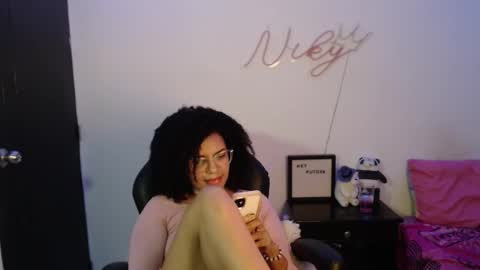 Snapshot of niky_golden chatting on 01/13/25, 10:36 Nicole GTM-5 1100 pm - 700 am online show from 01/13/25, 10:36