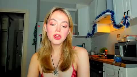 Snapshot of niky_jess chatting on 01/07/25, 06:59 Veronica online show from 01/07/25, 06:59