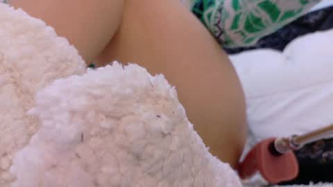 NIKY SMIT  online show from 12/29/24, 02:42