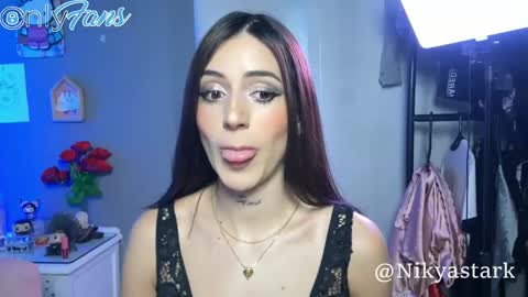 Snapshot of nikyastark chatting on 09/29/25, 01:11 Niky A Stark online show from 09/29/25, 01:11