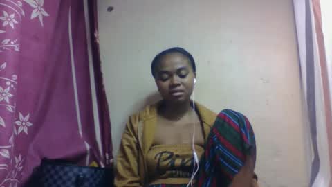 nilah online show from 09/15/25, 06:52