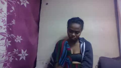 nilah online show from 10/22/25, 06:18