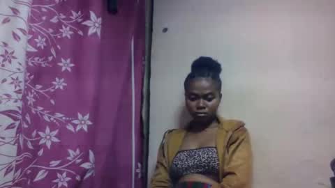 Snapshot of nilahmarie chatting on 10/30/25, 01:45 nilah online show from 10/30/25, 01:45