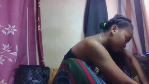 Snapshot of nilahmarie chatting on 11/10/25, 01:32 nilah online show from 11/10/25, 01:32