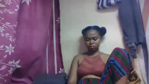 Snapshot of nilahmarie chatting on 11/16/25, 02:44 nilah online show from 11/16/25, 02:44