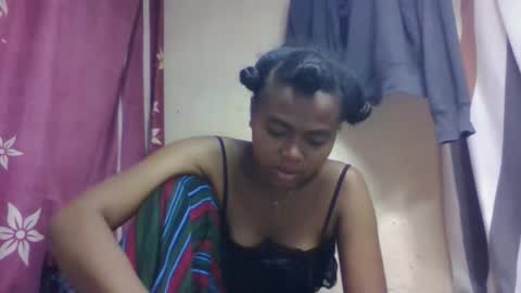 Snapshot of nilahmarie chatting on 11/24/25, 06:57 nilah online show from 11/24/25, 06:57