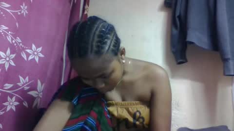 Snapshot of nilahmarie chatting on 11/28/25, 03:09 nilah online show from 11/28/25, 03:09