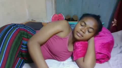 nilah online show from 05/02/26, 04:56