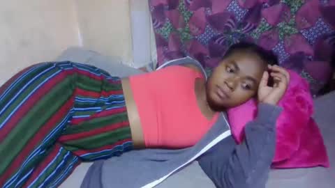 nilah online show from 06/02/26, 07:38