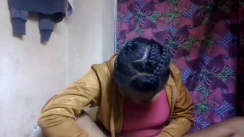 nilah online show from 06/11/26, 06:39