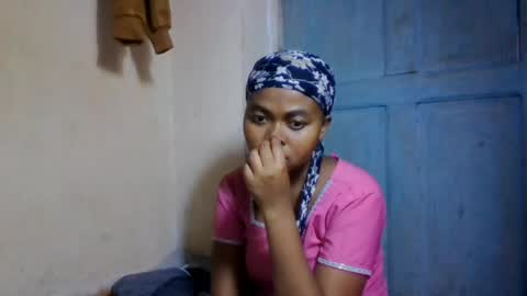 nilah online show from 06/20/26, 08:22