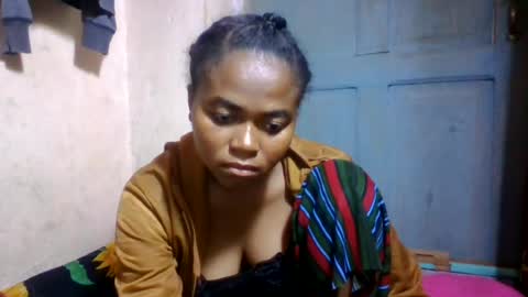 nilah online show from 06/29/26, 12:16