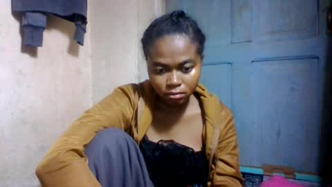 nilah online show from 07/02/26, 03:23