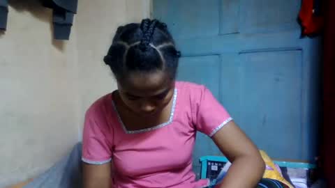 nilah online show from 07/20/26, 01:57