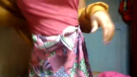 nilah online show from 07/28/26, 03:46
