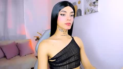 Snapshot of nilam217 chatting on 03/17/26, 10:02 Nilam online show from 03/17/26, 10:02