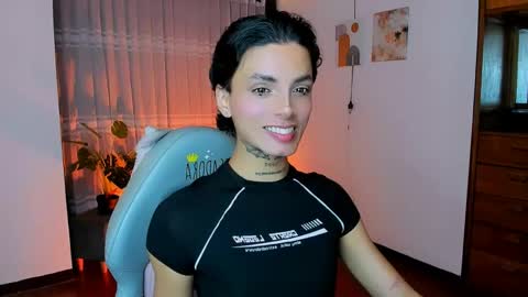 Snapshot of nilam217 chatting on 06/06/26, 02:27 Nilam online show from 06/06/26, 02:27