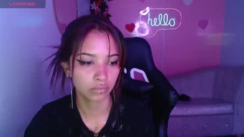 nilia_ch online show from 01/25/25, 12:59