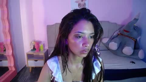 nilia_ch online show from 03/02/25, 03:16