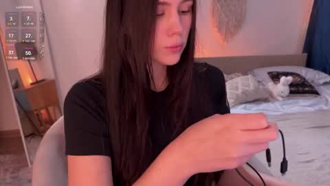 Jennet online show from 09/28/25, 11:48