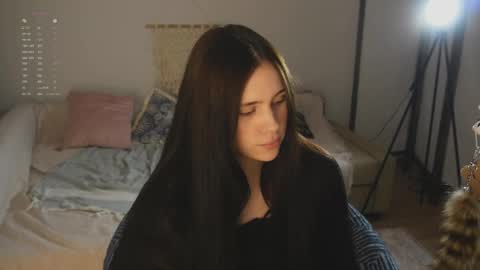 Snapshot of nimfaheart chatting on 04/30/26, 08:57 Jennet online show from 04/30/26, 08:57