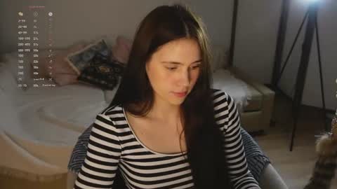 Snapshot of nimfaheart chatting on 06/25/26, 07:07 Jennet online show from 06/25/26, 07:07