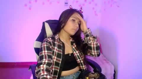 Snapshot of nina__666 chatting on 12/02/25, 11:37 nina__666 online show from 12/02/25, 11:37