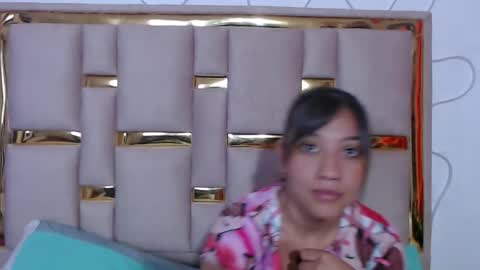 Nina Carther online show from 10/15/25, 12:22