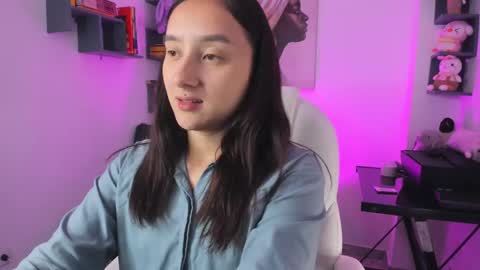 nina_collinns online show from 09/09/25, 11:43