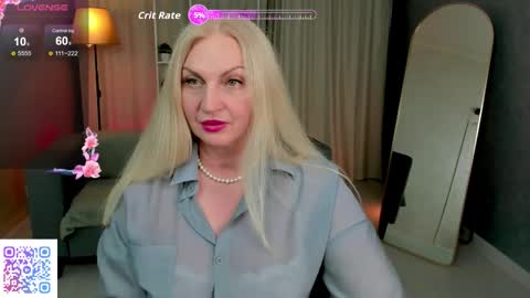 Nina online show from 09/09/25, 08:25