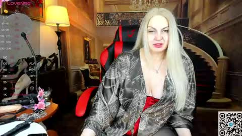 Nina online show from 05/17/26, 03:04