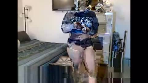 Nina Fame online show from 11/16/25, 07:25