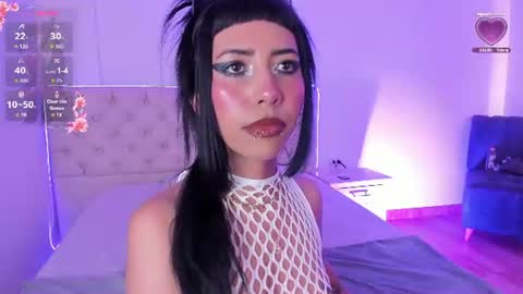 Nina Fox  online show from 06/27/26, 04:45