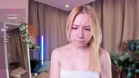 Nina online show from 06/01/26, 02:57