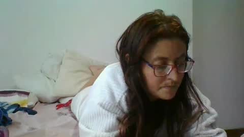 Nina online show from 02/17/25, 08:04