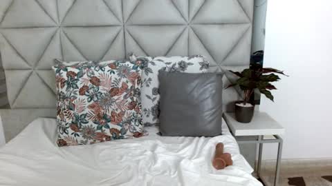  Nina  online show from 12/03/24, 12:24