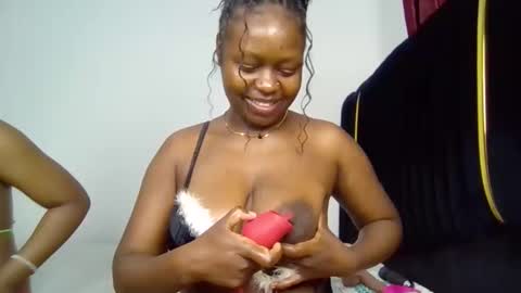 Nina online show from 11/25/25, 01:16