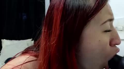 Ninaa fox online show from 01/07/25, 04:05