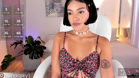    online show from 01/08/25, 01:41