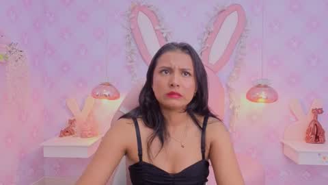Nina Blushh  online show from 09/18/25, 12:07
