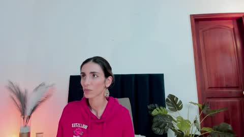 Nina online show from 03/07/25, 06:11