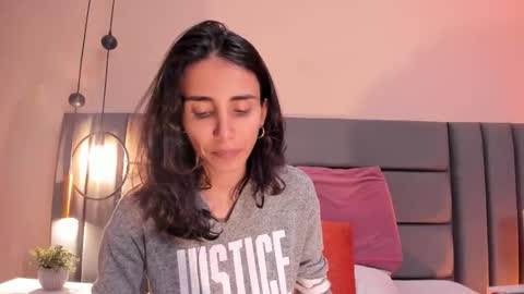 Snapshot of ninacavallli chatting on 11/05/25, 06:30 Nina online show from 11/05/25, 06:30