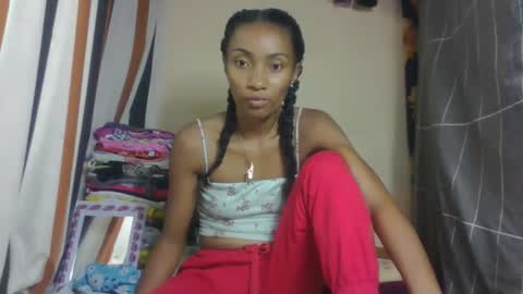Snapshot of ninaeaa chatting on 03/10/26, 01:05 ninaeaa online show from 03/10/26, 01:05