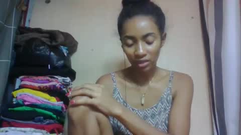 Snapshot of ninaeaa chatting on 04/14/26, 10:32 ninaeaa online show from 04/14/26, 10:32