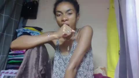 Snapshot of ninaeaa chatting on 04/21/26, 03:13 ninaeaa online show from 04/21/26, 03:13