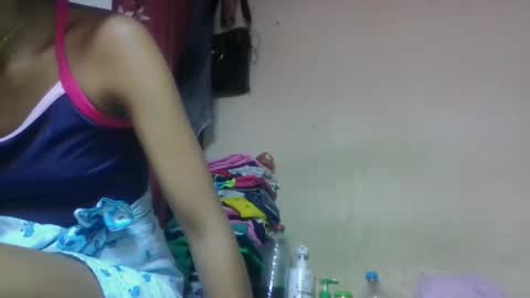 Snapshot of ninaeaa chatting on 04/28/26, 04:28 ninaeaa online show from 04/28/26, 04:28