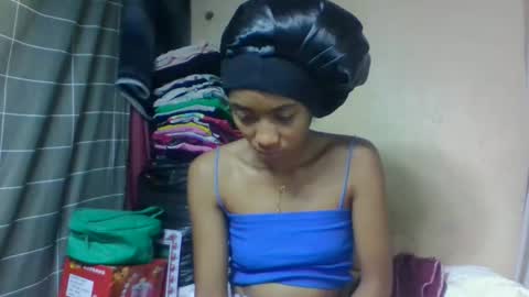 Snapshot of ninaeaa chatting on 05/30/26, 04:31 ninaeaa online show from 05/30/26, 04:31